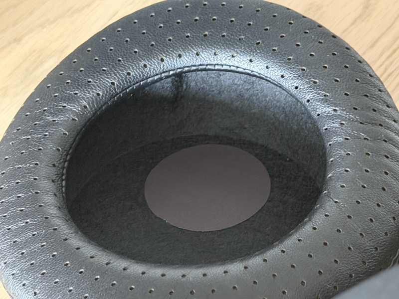 earpad opening with the driver visible