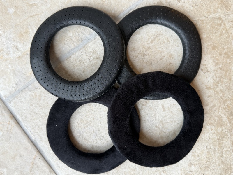 both earpad pairs laid out together