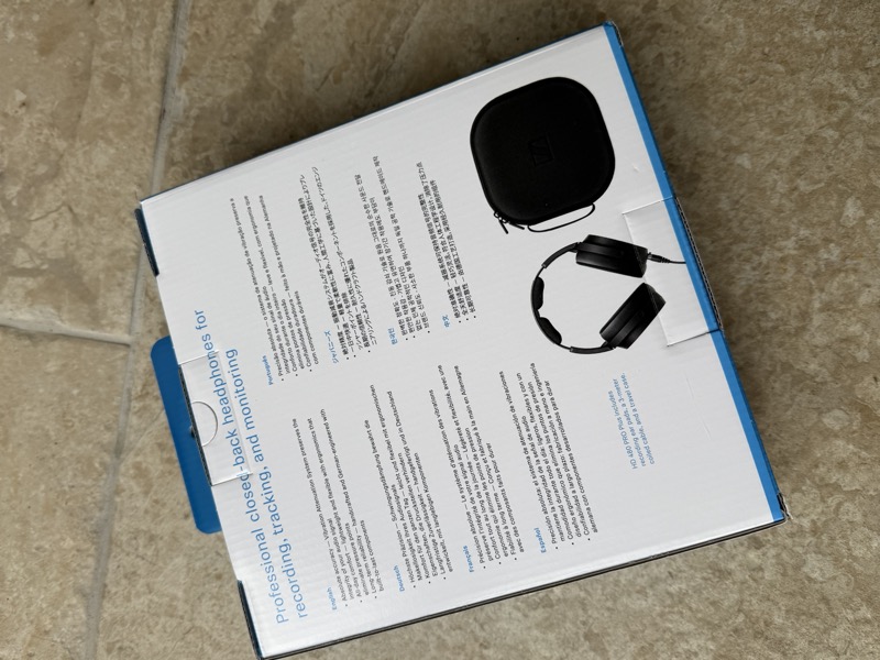 packaging and accessories